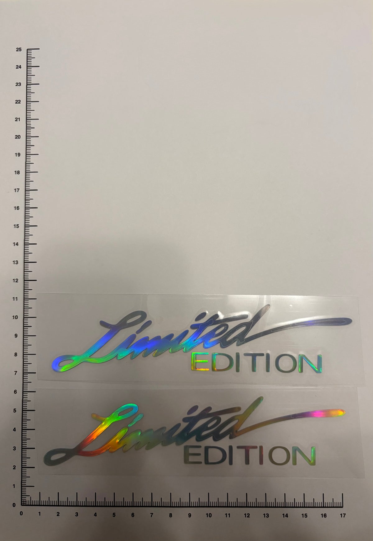 2 Stück Limited Edition Hologramm Aufkleber – Auto Sticker | Universal & Selbstklebend