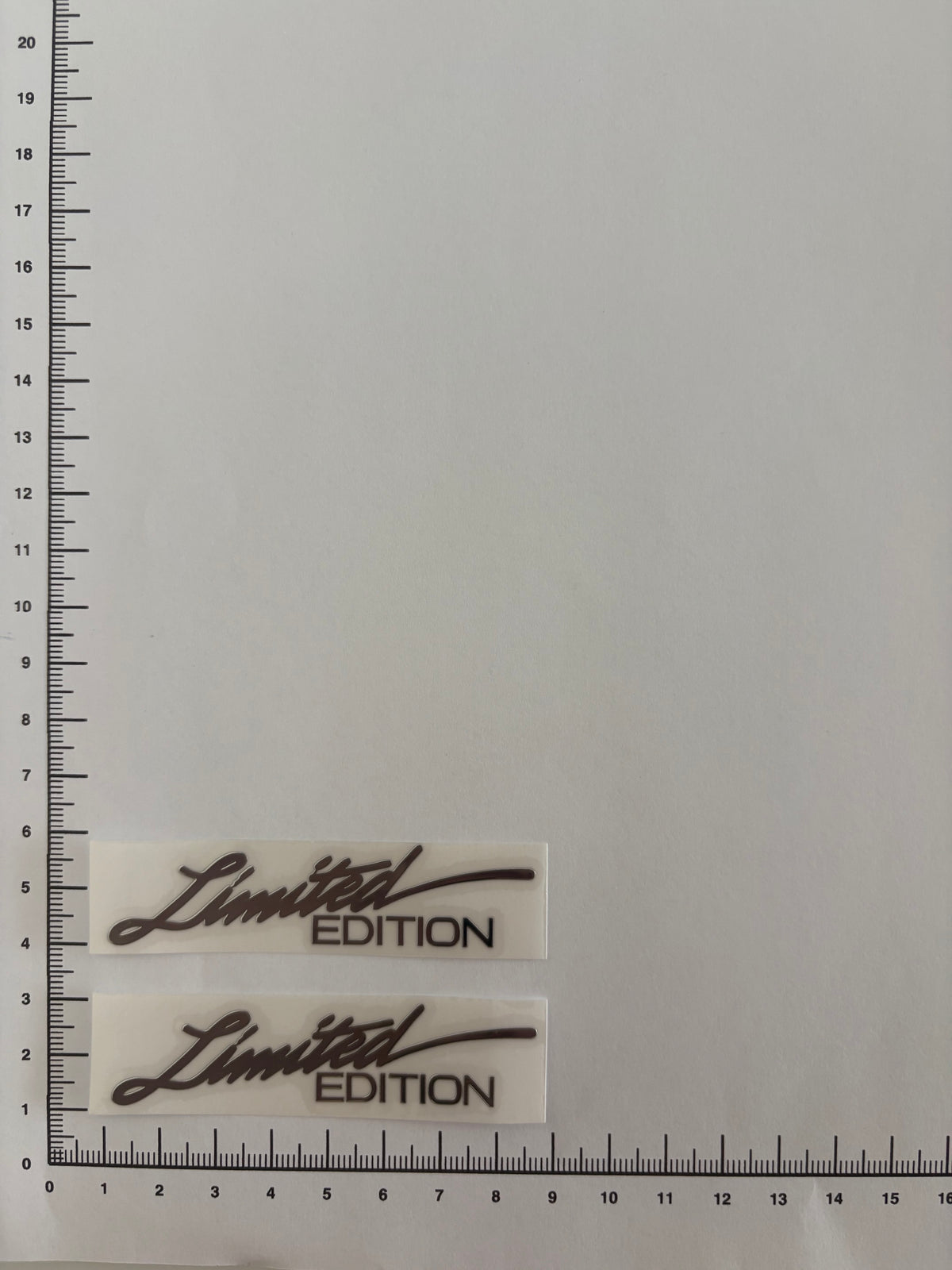 2x Limited Edition Auto Aufkleber Silber und Gold – Sticker Emblem Tuning